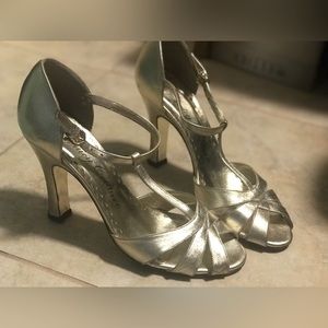 Juicy Couture Chase Gold High Heels